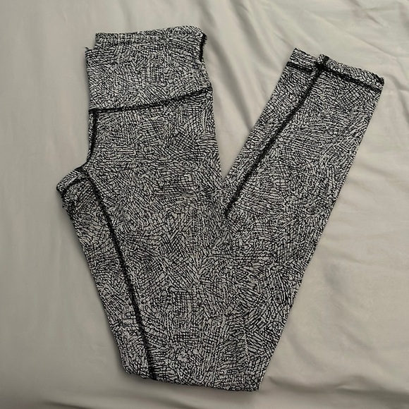 Lululemon Wunder Under III 28” - Picture 4 of 7